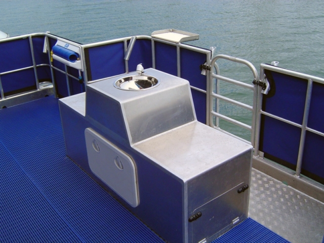 Leisure Cat Houseboats 11-12m Leisure Cat Houseboats