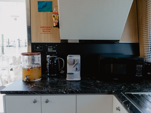 Leisure Cat Houseboats 11-12m