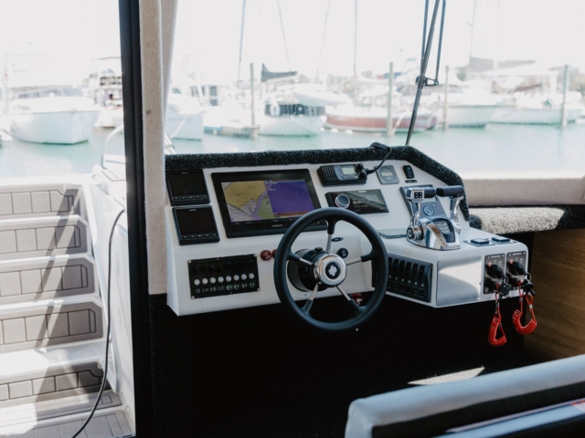 Leisure Cat Houseboats 11-12m Houseboat