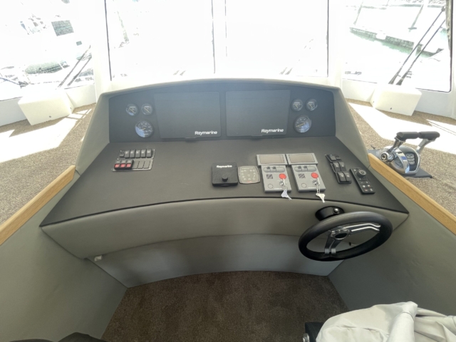 Roger Hill 12m Displacement Hull Powercat