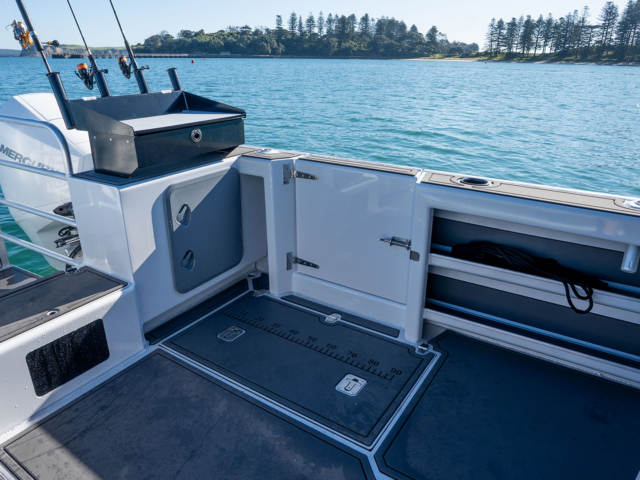 Kingfisher 730 Internal -_